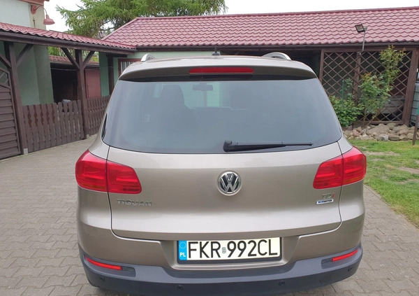 Volkswagen Tiguan cena 51990 przebieg: 210000, rok produkcji 2015 z Gubin małe 742